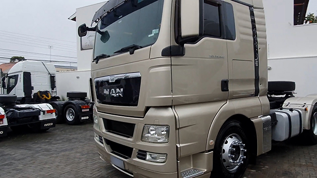 LOTE 010 MAN TGX 29.440