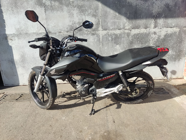 LOTE 045 CG 160 TITAN 2023/2024