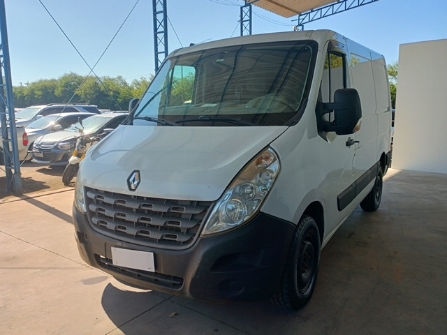LOTE 012 RENAULT MASTER FUR L1H1