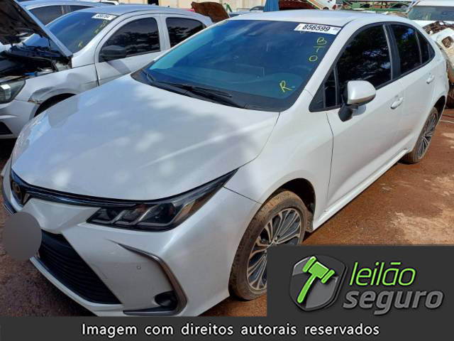 LOTE 005 TOYOTA COROLLA 
