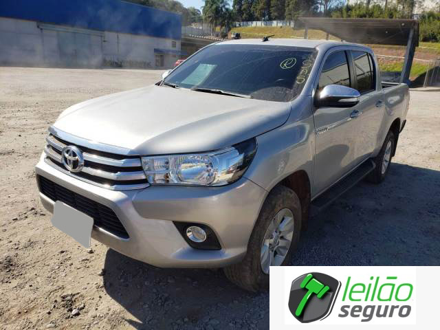 LOTE 052  TOYOTA/HILUX CD SRV 2.8 D-4D TURBO
