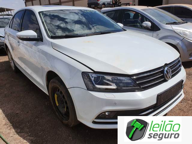 LOTE 026 VOLKSWAGEN/JETTA HIGHLINE 2.0 16V TSI TURBO  2016